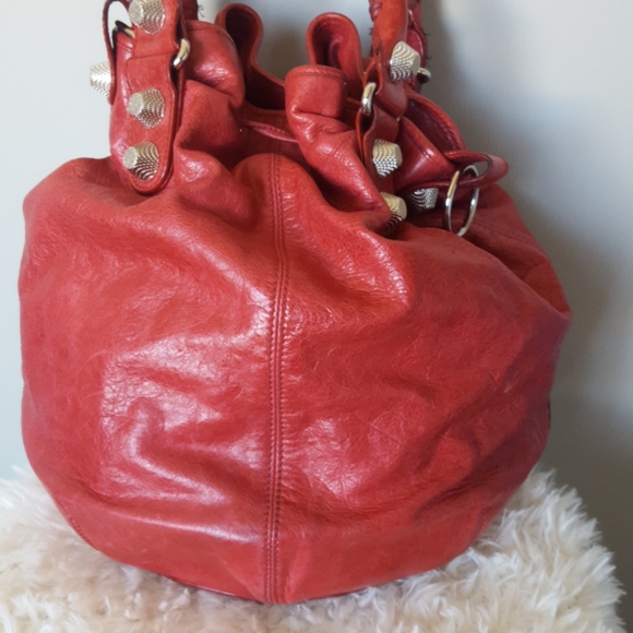 Balenciaga Pompon - Picture 3 of 13